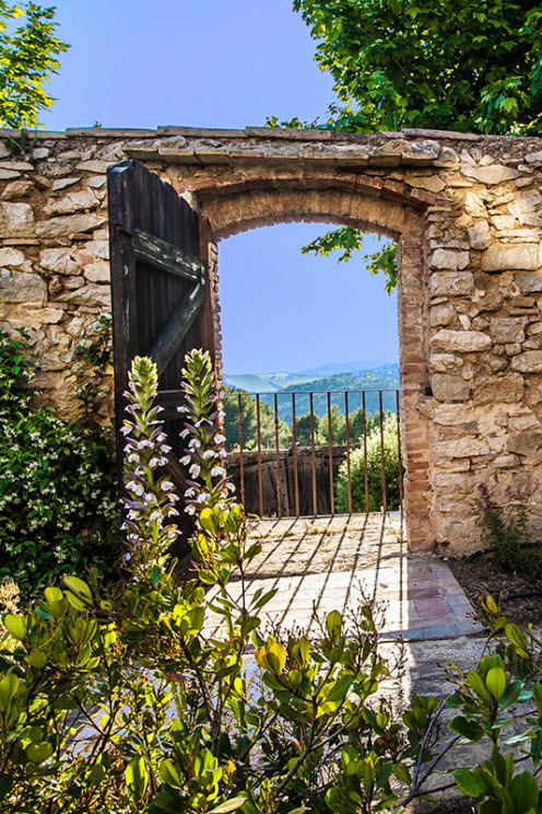 Casa Felix Sitges garden gate view